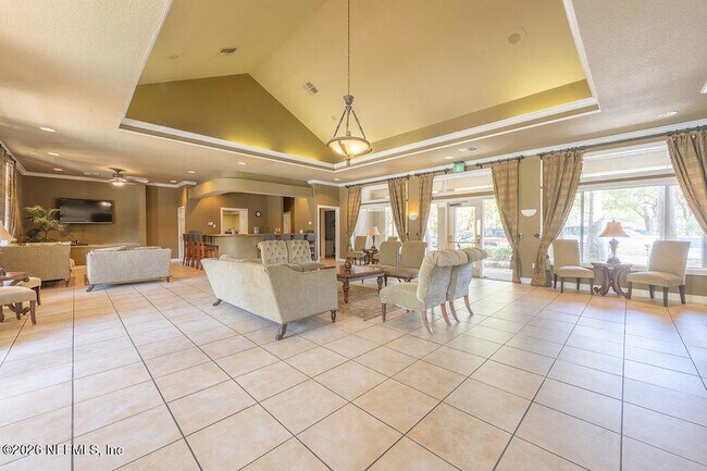 Building Photo - 19 Arbor Club Dr