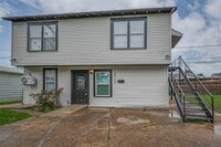 Building Photo - 2516 Craigmont St