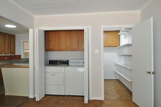 Building Photo - 402 E Carolyn Dr