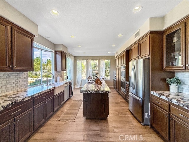 Building Photo - 23011 Bouquet