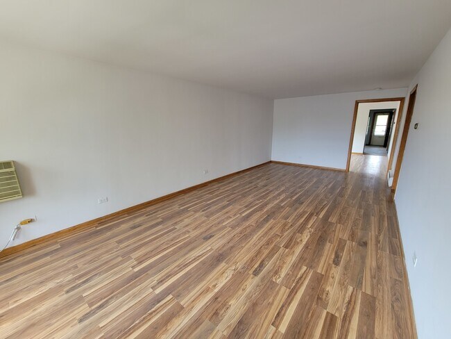 Building Photo - 2306 N 75th Ave