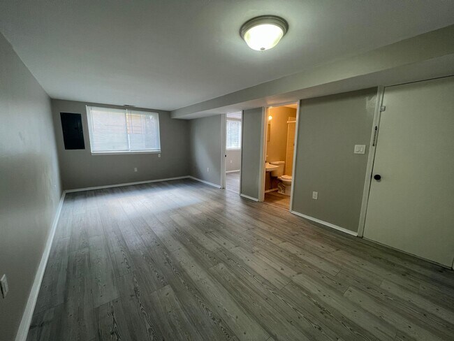 Building Photo - COR - 3535-3537 Golden Meadows
