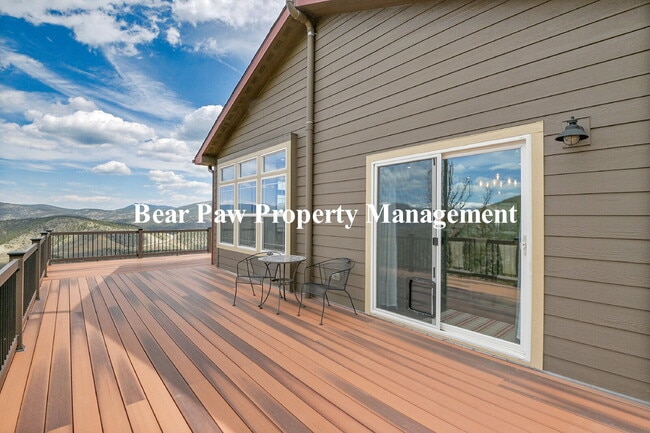 Building Photo - "Experience Mountain Living at Its Finest ...