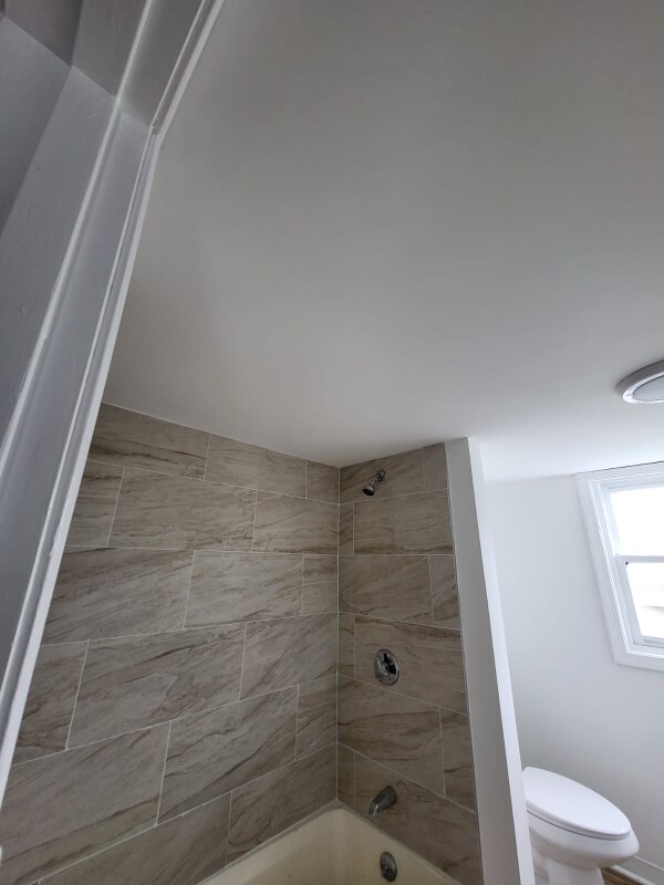 Building Photo - 229 Brightman St