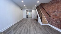 Building Photo - 1514 S Stillman St