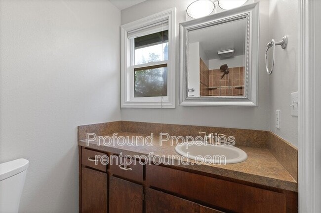 Building Photo - 5860 SW 191st Ave