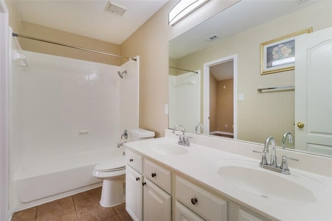 Building Photo - 13309 Glacier Falls Ct