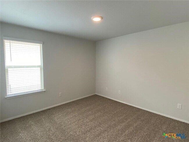 Building Photo - 9605 Murandy Dr