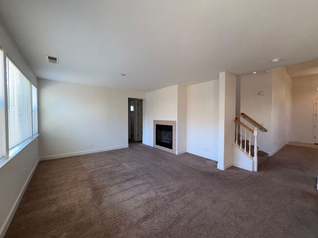 Building Photo - 100 Mt Adams Cir