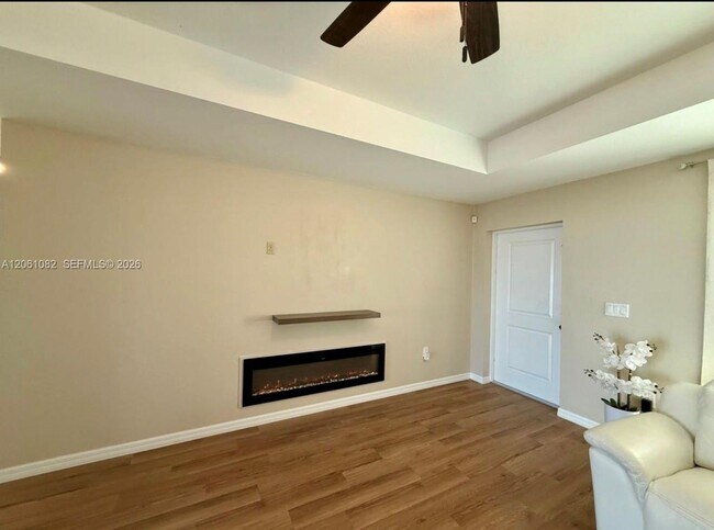 Building Photo - 7033 Waldo Cir