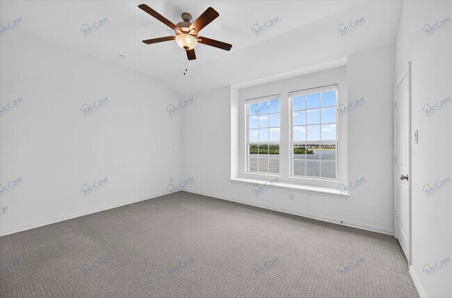Building Photo - 3717 Island Vista Dr