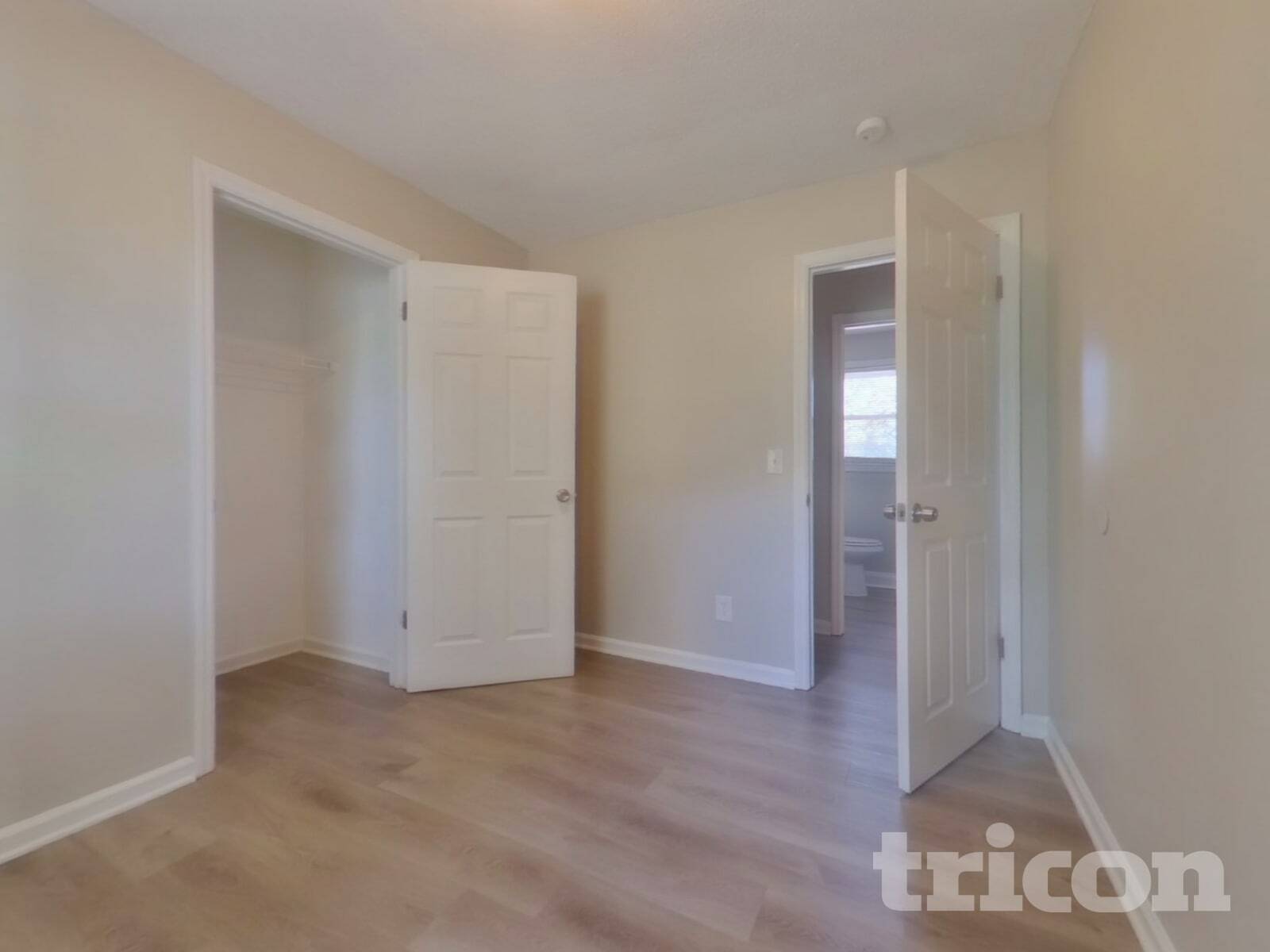 Building Photo - 325 Cinda Leigh Dr