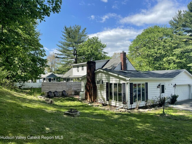 Building Photo - 629 NY-208