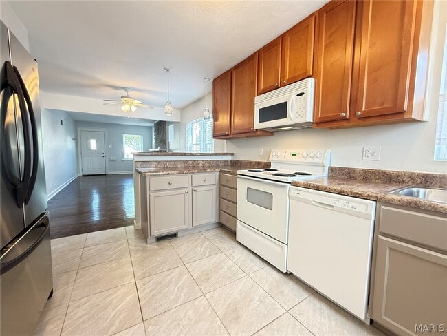 Building Photo - 1437 Collins Ave