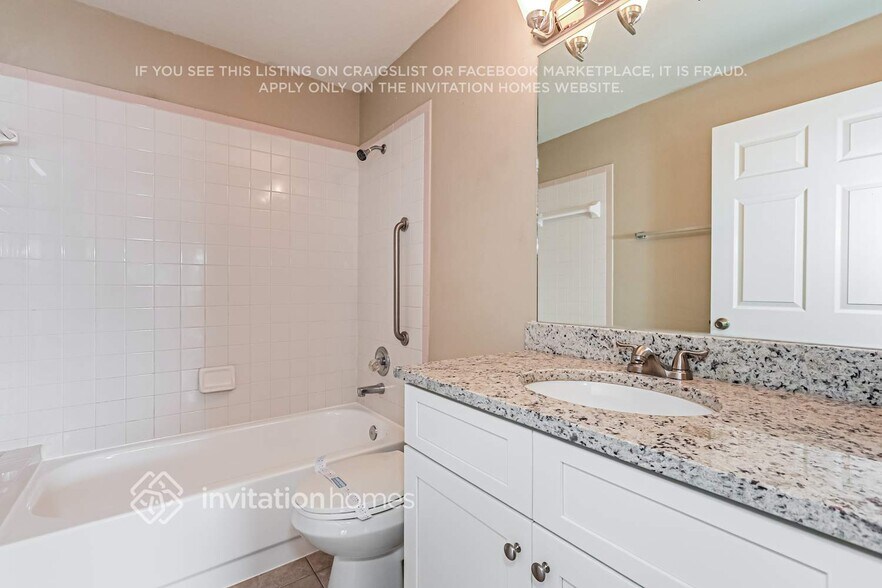 Building Photo - 2102 Ridgemore Dr