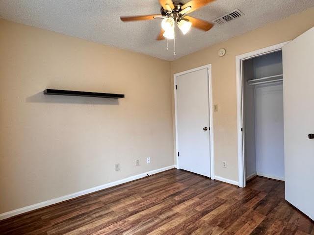 Building Photo - 3808 Landmark Dr