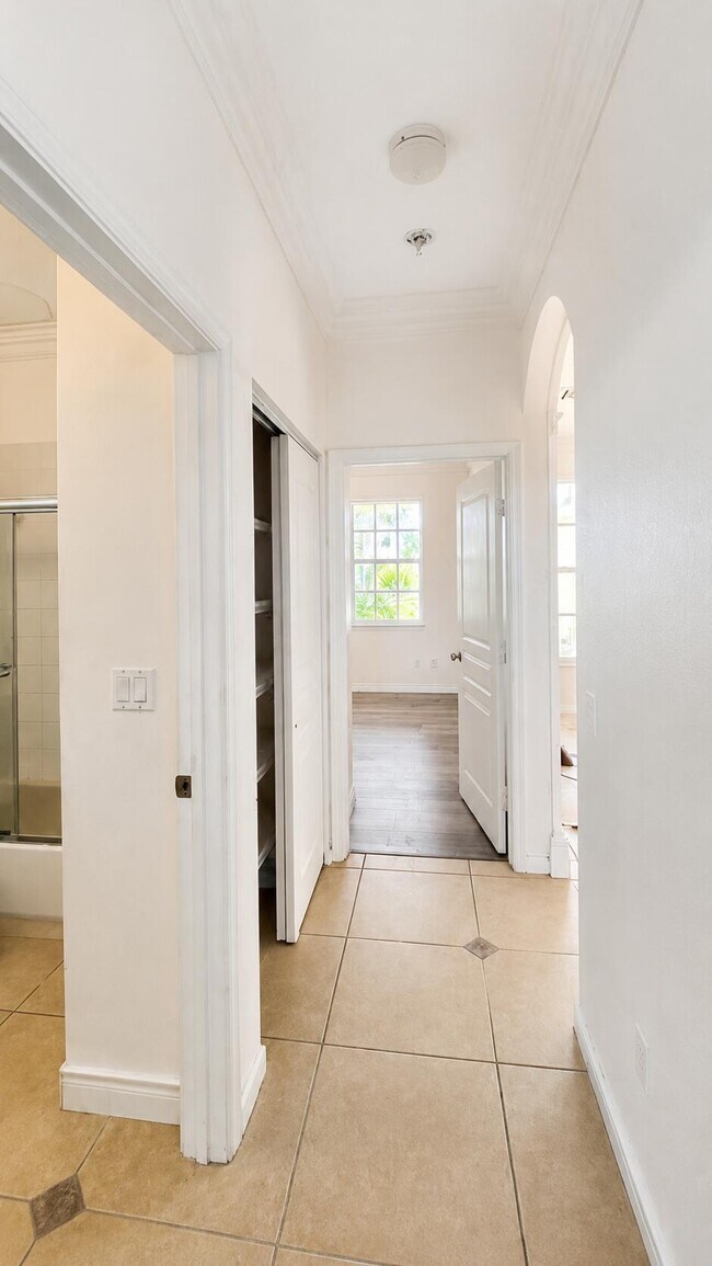 Building Photo - 5097 Bright Galaxy Ln