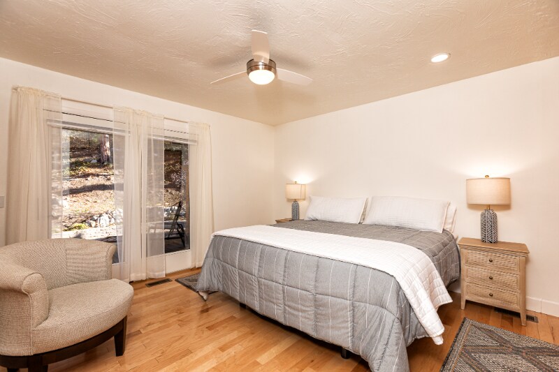 Building Photo - 8971 Alpen Way