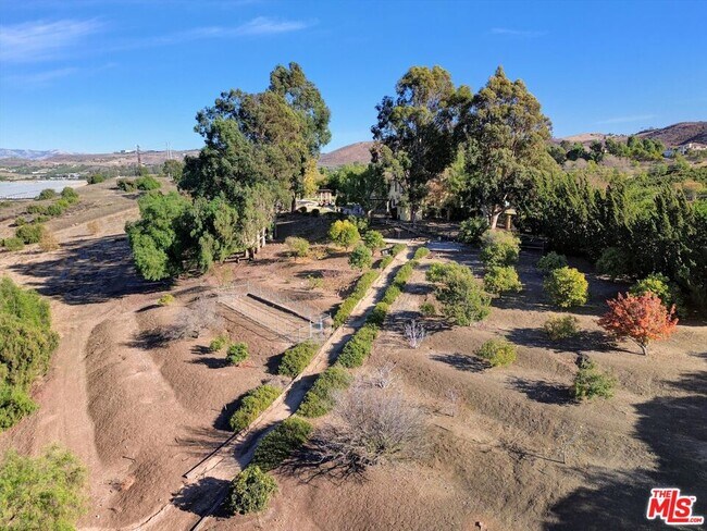 Building Photo - 13045 Ripple Creek Ln