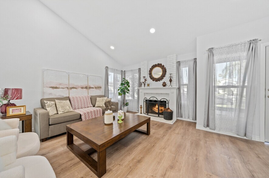 Building Photo - 3809 Lariat Pl