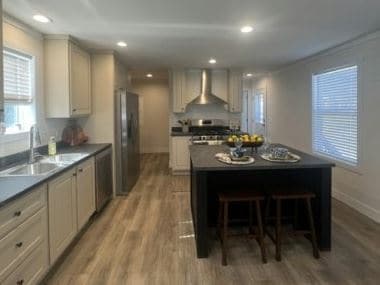 Building Photo - 528 Cimarron