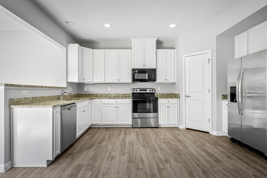 Building Photo - 428 Heroit Dr