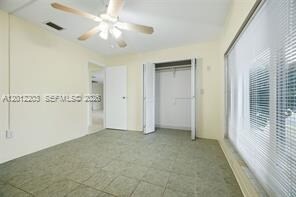 Building Photo - 920 NW 92nd Ave