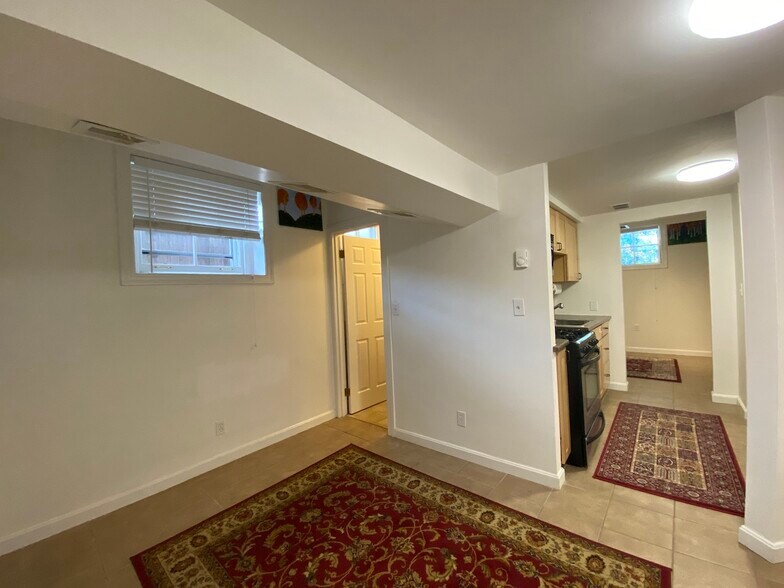 Building Photo - 1 Dana St