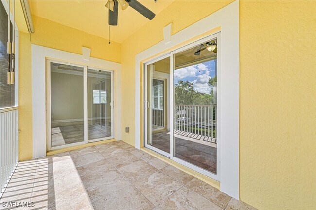 Building Photo - 12091 Santaluz Dr