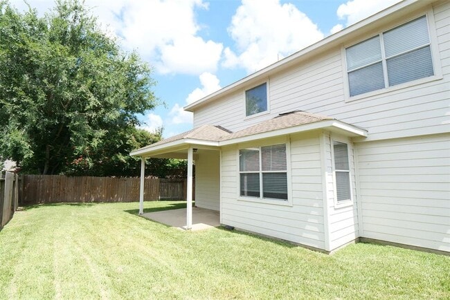 Building Photo - 26427 Longview Creek Dr
