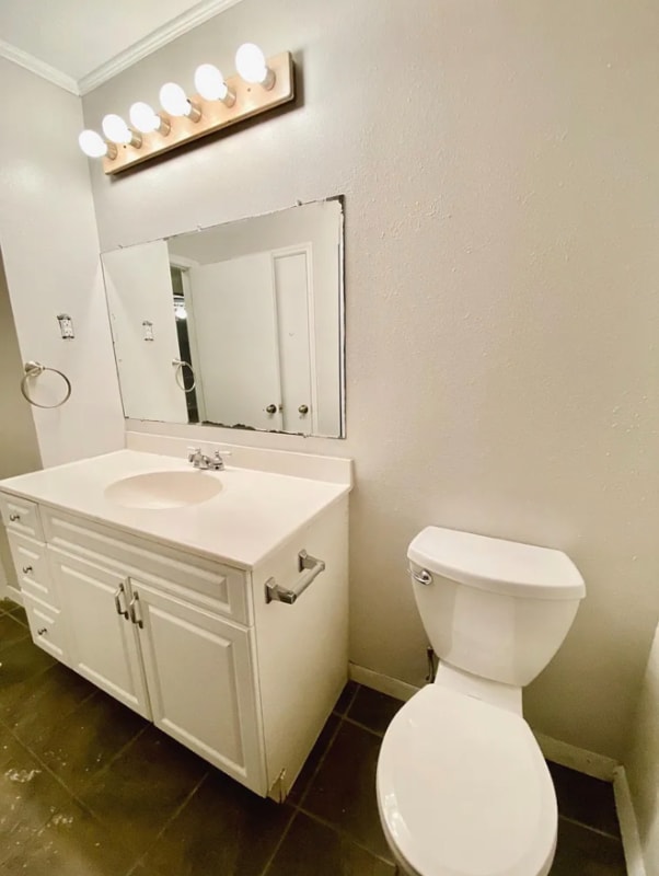 Building Photo - 143 Jasmine Ln