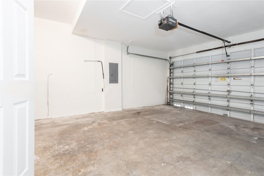 Building Photo - 2398 SW 132nd Ter