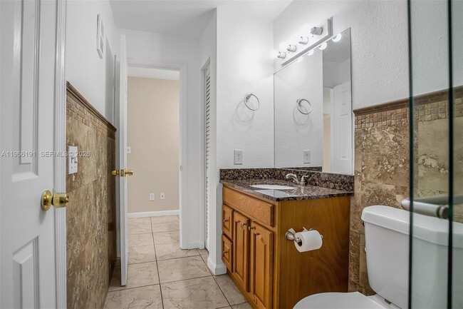 Building Photo - 12650 Vista Isles Dr