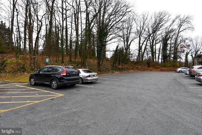 Building Photo - 5207 Newton St