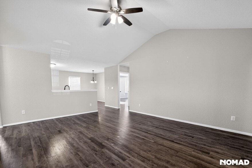 Building Photo - 4307 SW Lenox Ave