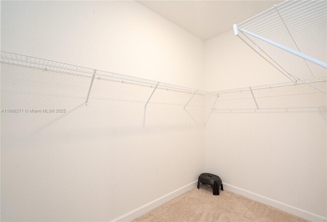 Building Photo - 1141 SW 6th Ct