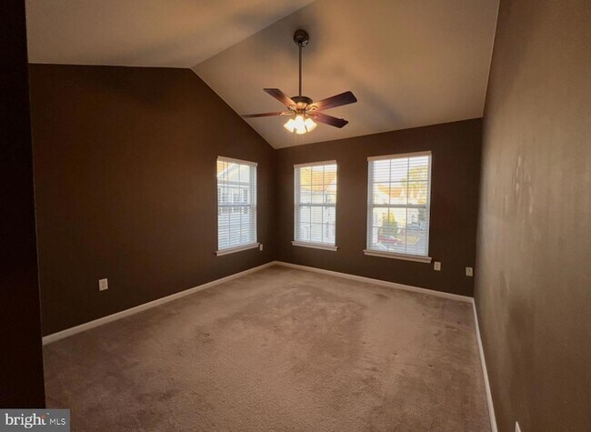 Building Photo - 1830 Nathan Dr