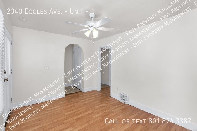 Building Photo - Charming 1 Bed - 1 Bath Pet Friendly Unit!...