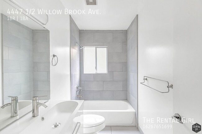 Building Photo - 4447 1/2 Willow Brook Ave.-