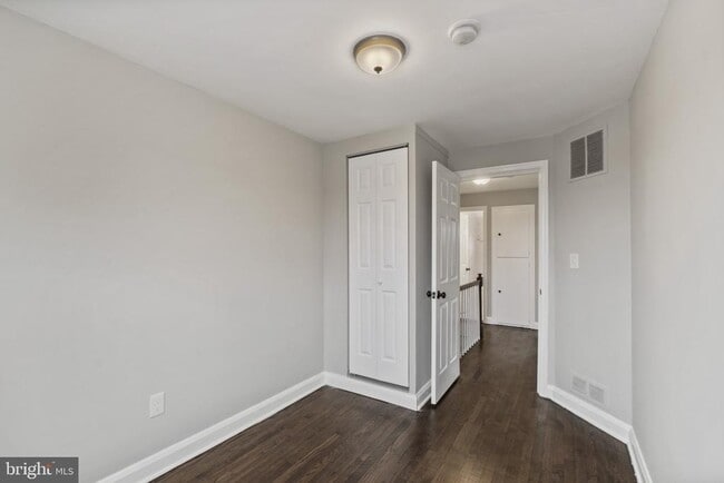 Building Photo - 4923 St Gemma Rd