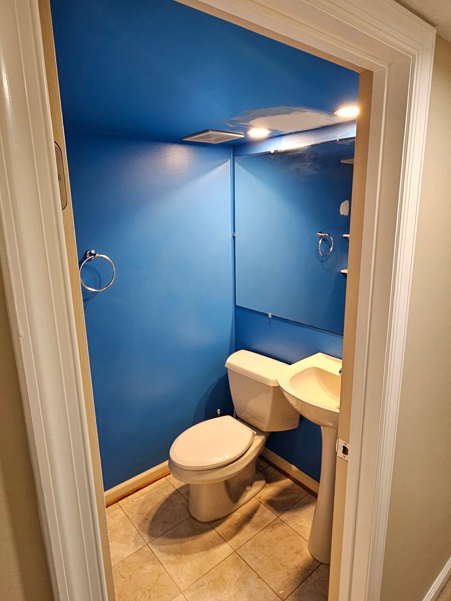 Bathroom - 3503 Dunnington Rd