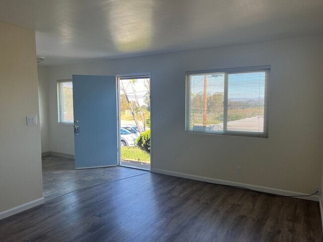 Building Photo - LSSTE715