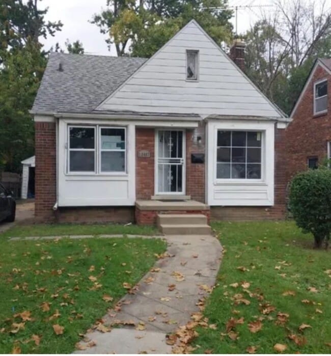 Building Photo - 3 Bedroom Bungalow