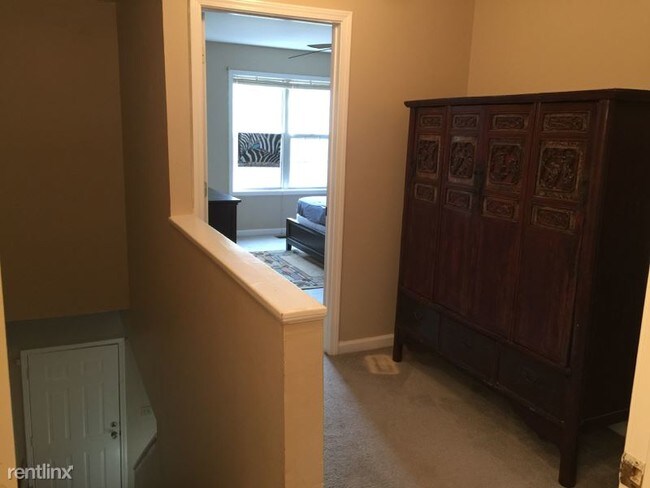Building Photo - 2 br, 1.5 bath Condo - 162 Oxbo Rd