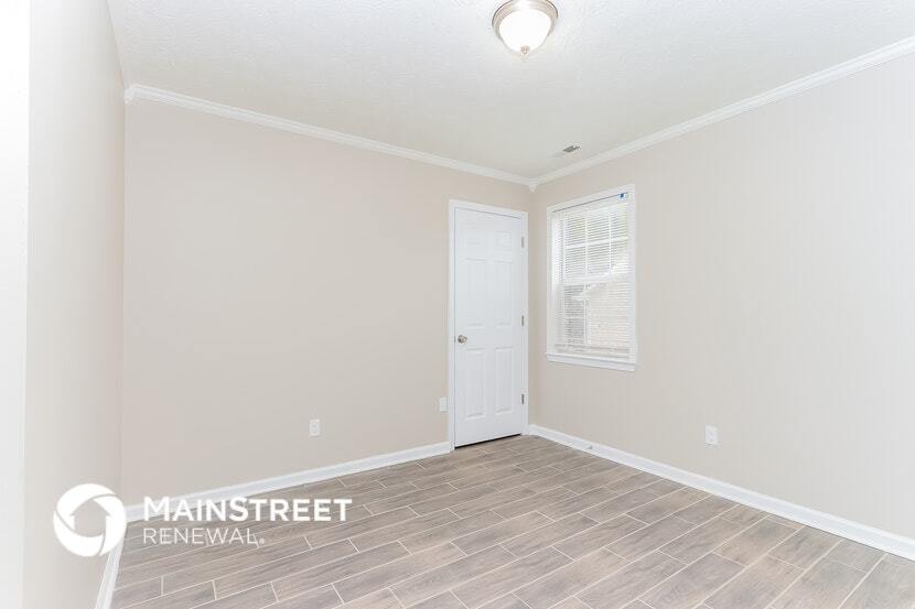 Building Photo - 330 Fallview Dr
