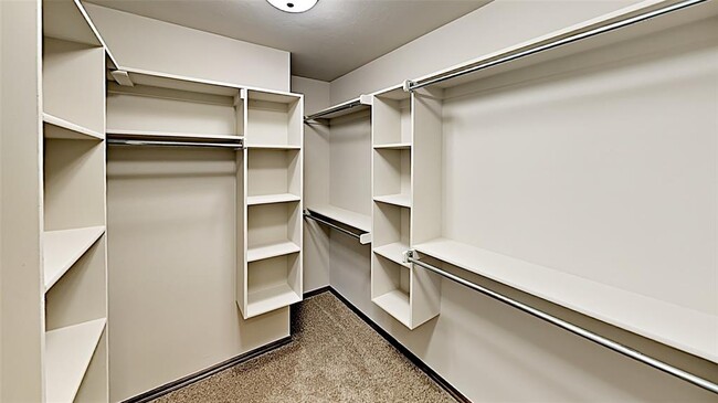 Building Photo - 1812 W Blake Way