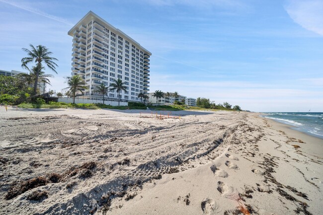 Building Photo - 2066 N Ocean Blvd