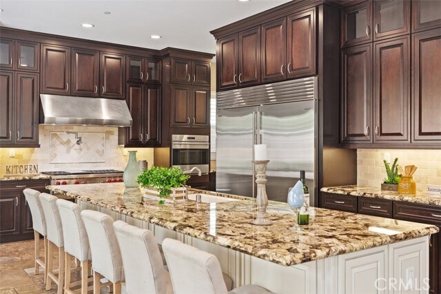 Building Photo - 57 Gainsboro