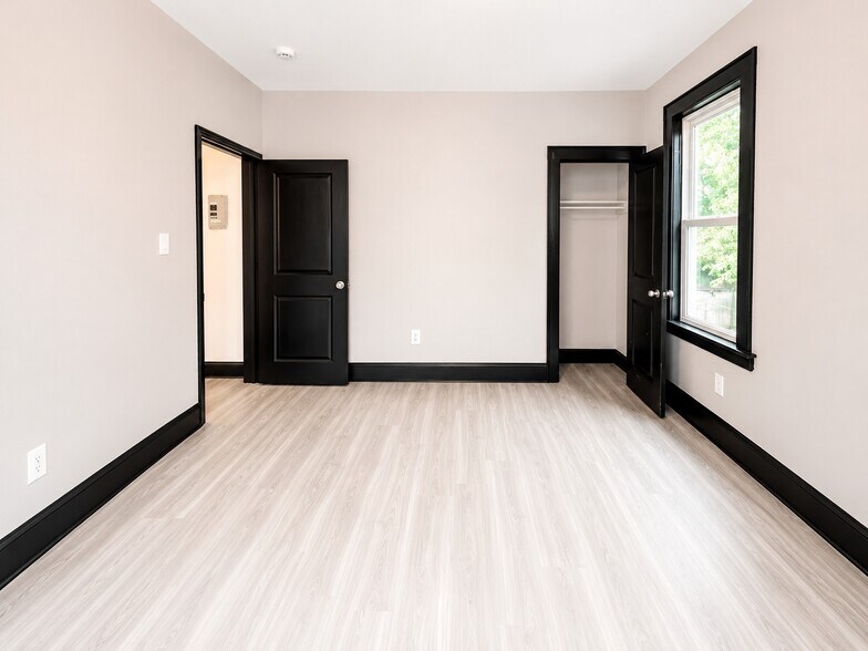BEDROOM #3 - 55 Stockman Pl