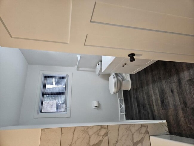 Building Photo - 2028 S 81st St